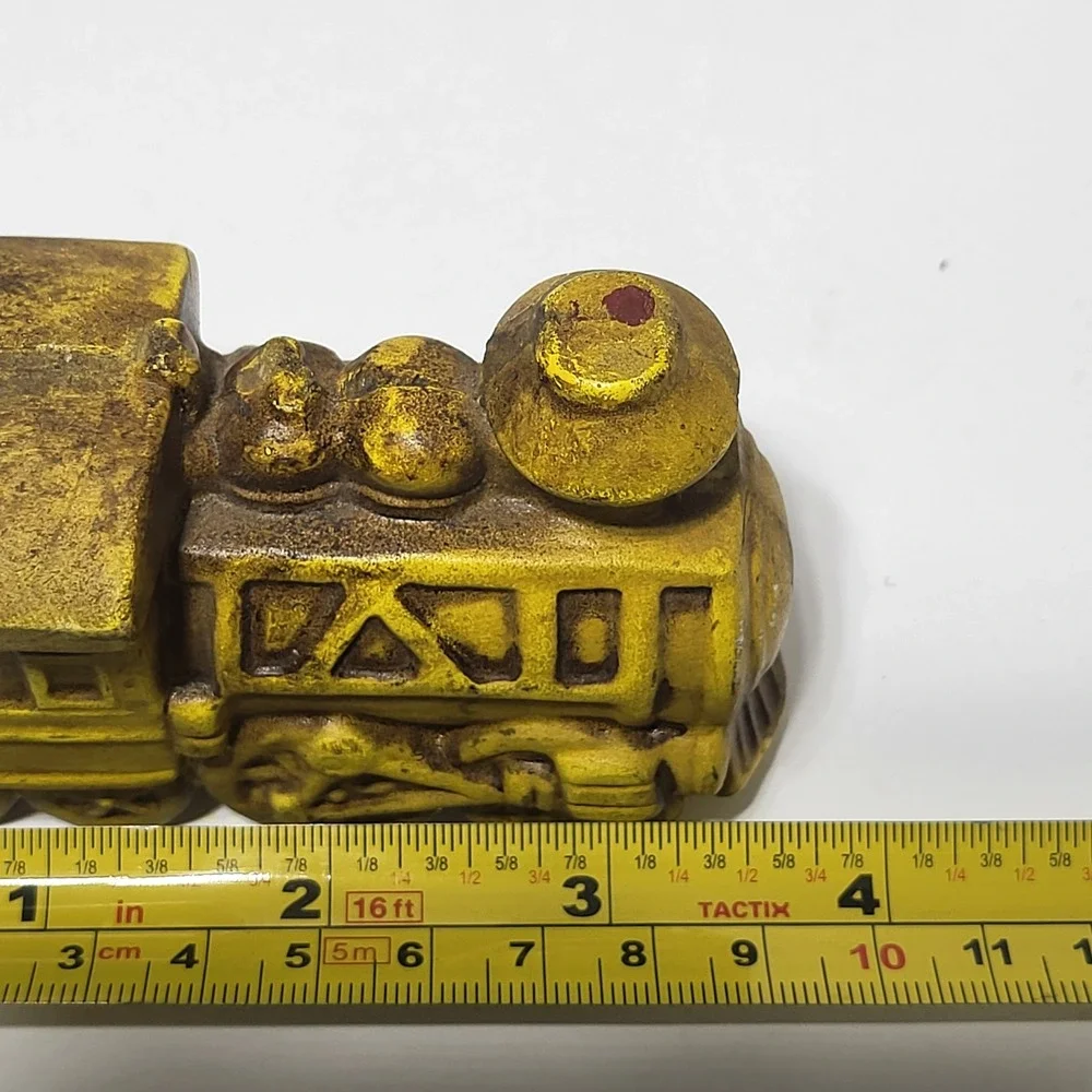 Vintage Train Engine Salt and Pepper Shakers Gold Ceramic Locomotive Made Japan*